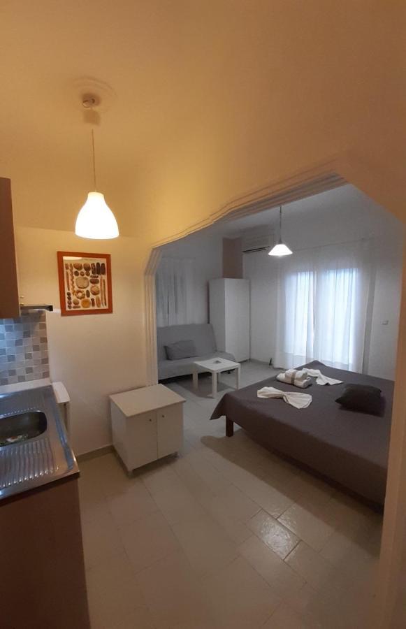 Giota Rooms Arkoudi Exterior foto